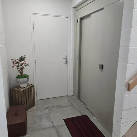 Cosy Pres De Sceneo Et Auchan Au Dessus Du Fleuriste Bellafleur * Longuenesse